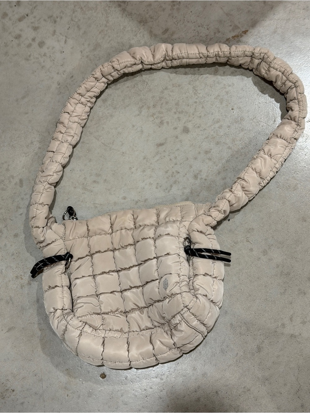 Free People Puffer Crossbody Bag in Light Beige